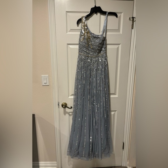 MAC DUGGAL EMBELLISHED ONE SHOULDER A-LINE GOWN - Picture 4 of 11